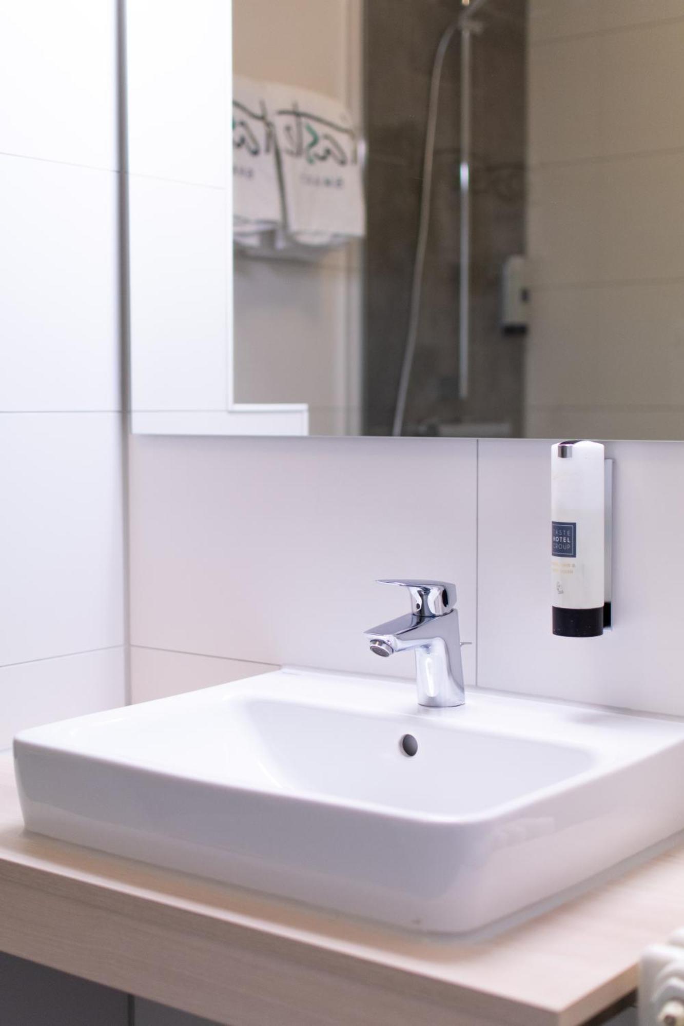 Taste Smart Hotel Lampertheim Esterno foto